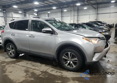 2017 Toyota Rav4 Xle из США, поврежденный, VIN 2T3RFREV1HW567050